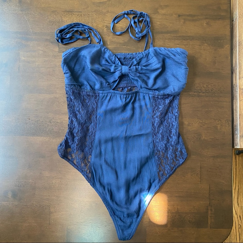 NWOT Urban Outfitter Navy Blue Lace Sheer Tie Shoulder Bodysuit
